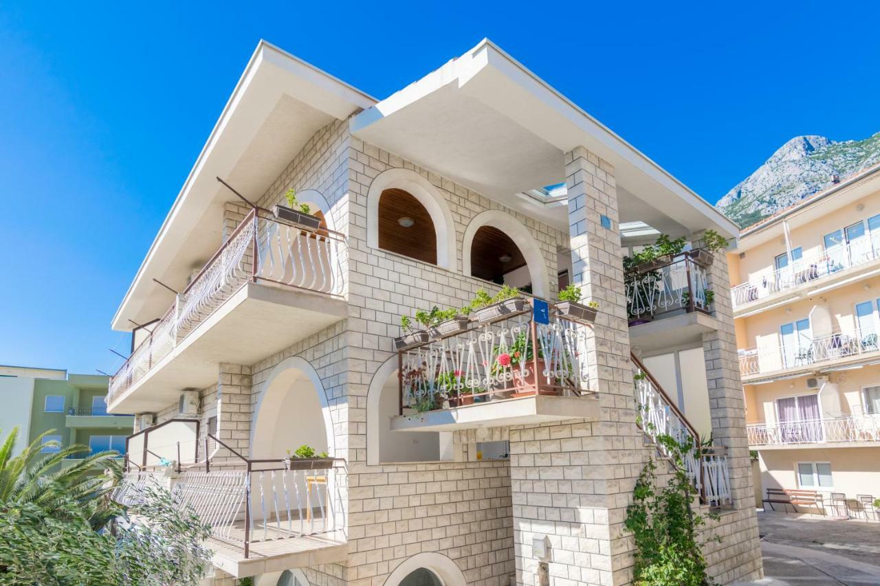 Apartment Holiday Makarská Exteriér fotografie